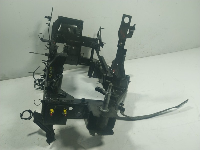 Recambio de soporte motor para renault kangoo z.e. referencia OEM IAM   