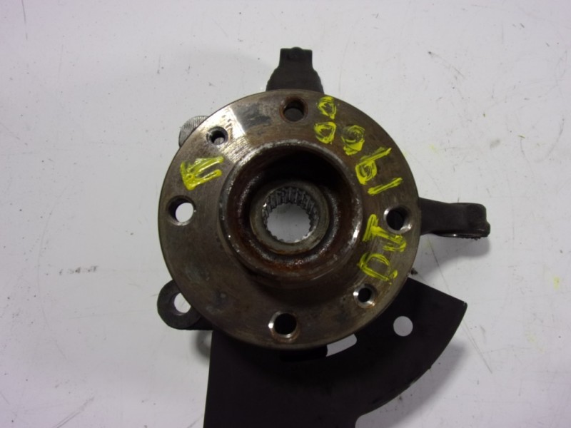 Recambio de mangueta delantera izquierda para nissan micra v (k14) 1.0 12v cat referencia OEM IAM 400155FA0A  
