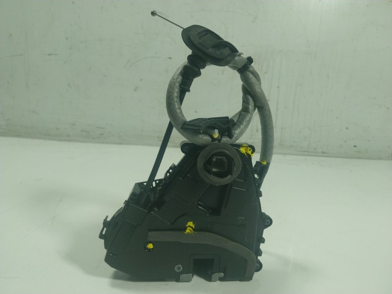 Recambio de cerradura puerta delantera derecha para renault captur ii 1.0 tce referencia OEM IAM  805024067R 