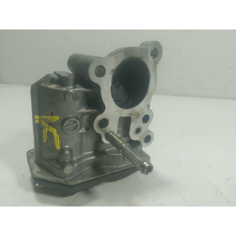 Recambio de valvula egr para toyota hilux referencia OEM IAM  258000E010 