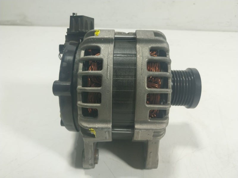 Recambio de alternador para renault captur ii 1.0 tce referencia OEM IAM  231002175R 