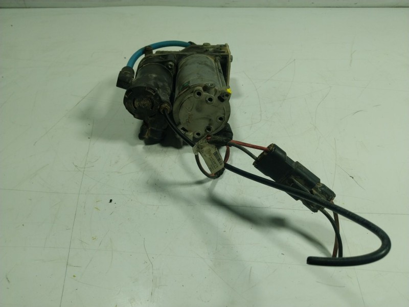 Recambio de bomba suspension para land rover range rover sport 2.7 td v6 cat referencia OEM IAM  BH3219G525 i6