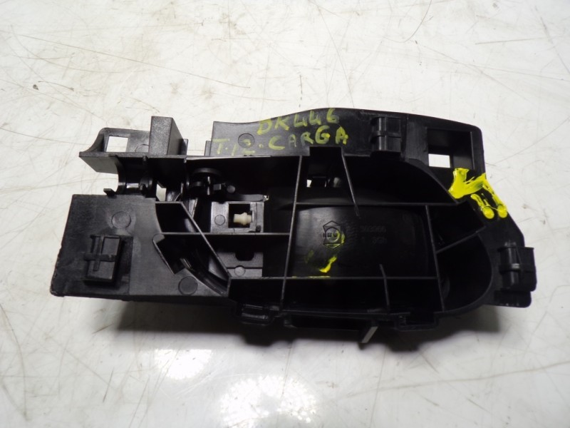 Recambio de maneta interior trasera izquierda para toyota proace city 1.5 dci referencia OEM IAM  303966 