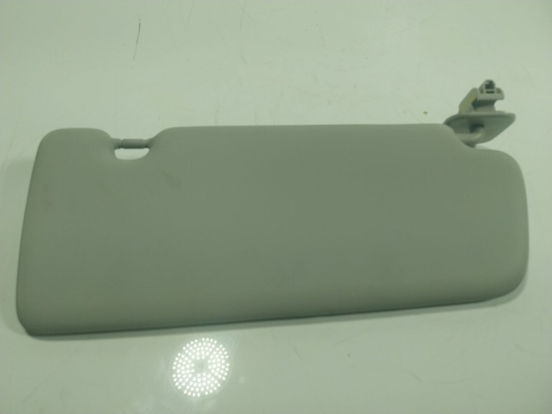 Recambio de parasol izquierdo para renault captur ii 1.0 tce referencia OEM IAM   