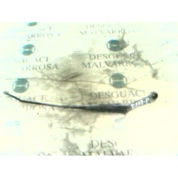 BRAZO LIMPIA DELANTERO DERECHO 