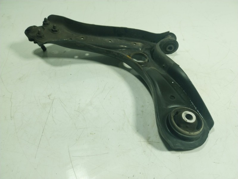 Recambio de brazo suspension inferior delantero derecho para skoda spaceback (5h) 1.0 tsi referencia OEM IAM   