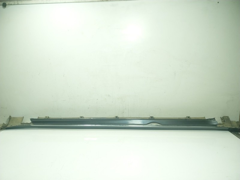 Recambio de faldon lateral para tesla model s p referencia OEM IAM   