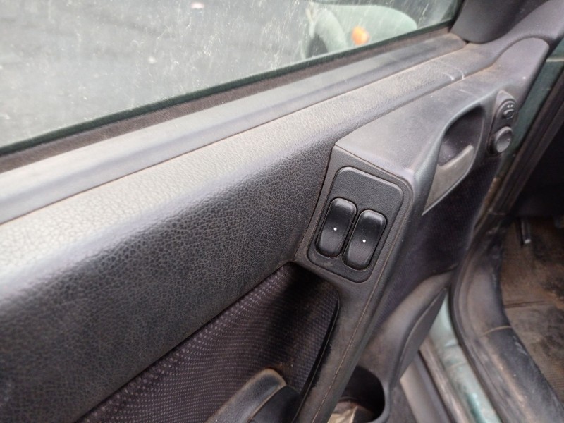 opel astra g fastback (t98) del año 1998