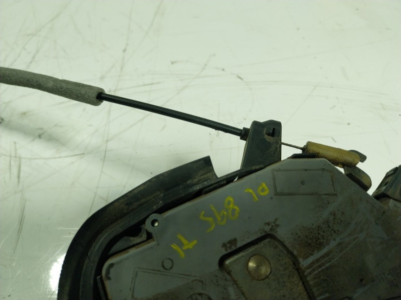 Recambio de cerradura puerta trasera izquierda para bmw x5 (e53) 3.0 turbodiesel cat referencia OEM IAM 51228402601  