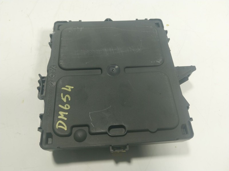 Recambio de modulo electronico para renault captur ii 1.0 tce referencia OEM IAM  284B29294R 