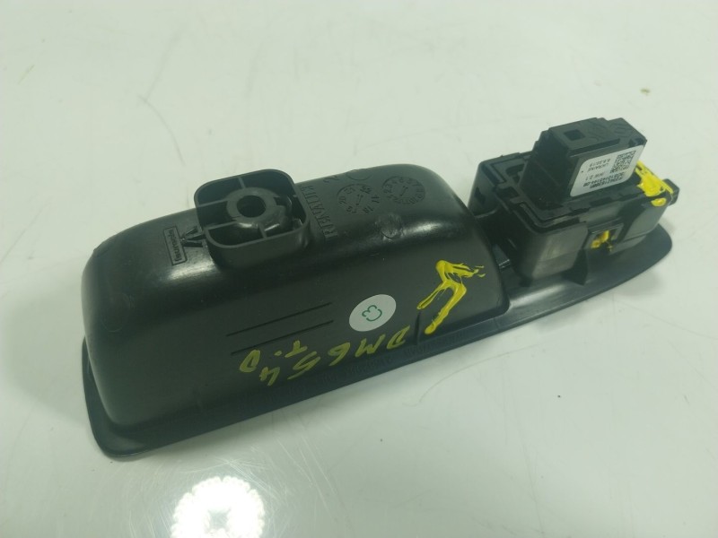 Recambio de mando elevalunas trasero derecho para renault captur ii 1.0 tce referencia OEM IAM  254218388R 
