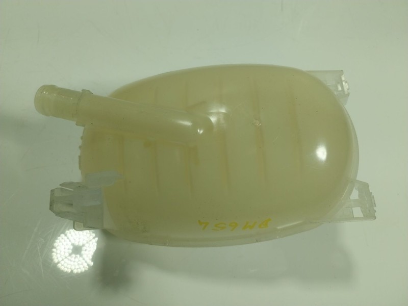 Recambio de deposito expansion para renault captur ii 1.0 tce referencia OEM IAM  217102572R 