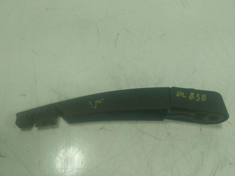 Recambio de brazo limpia trasero para smart forfour ev eq 17.6 kwh referencia OEM IAM   