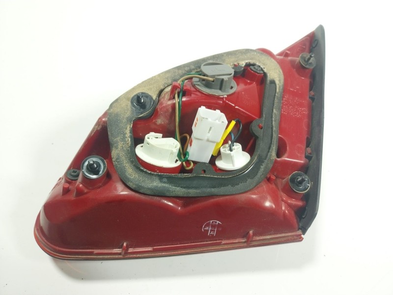 Recambio de piloto trasero izquierdo interior para kia ceed 1.4 tgdi cat referencia OEM IAM   