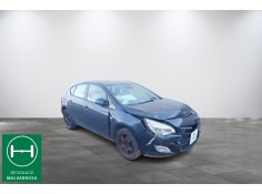 opel astra j (p10) del año 2011 2