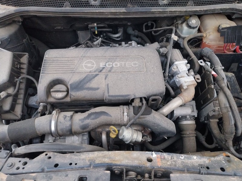 opel astra j (p10) del año 2011