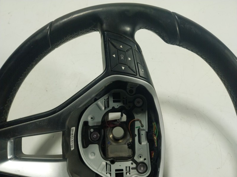 Recambio de volante para mercedes-benz clase a (w176) 1.5 cdi cat referencia OEM IAM  A2184609103 