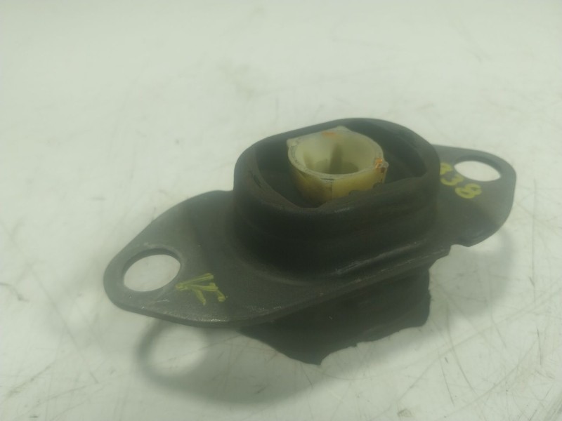 Recambio de soporte motor izquierdo para smart forfour ev eq 17.6 kwh referencia OEM IAM   