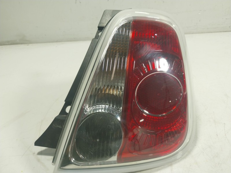 Recambio de piloto trasero derecho para fiat nuova 500 (150) 1.2 cat referencia OEM IAM   