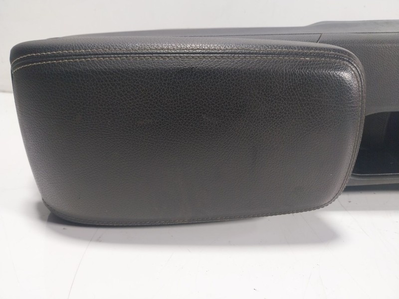 Recambio de apoyabrazos central para mercedes-benz clase a (w176) 1.5 cdi cat referencia OEM IAM   