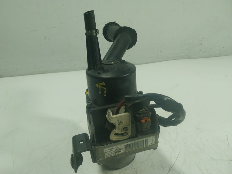 Recambio de bomba direccion para citroën ds5 2.0 blue-hdi fap referencia OEM IAM  9813661580 