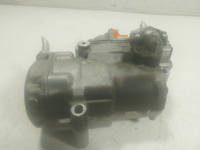 Recambio de compresor aire acondicionado para smart forfour ev eq 17.6 kwh referencia OEM IAM  926000134R 