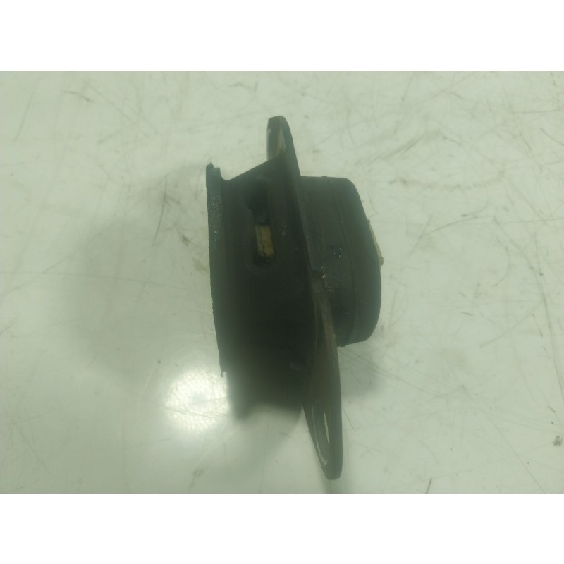 Recambio de soporte motor derecho para smart forfour ev eq 17.6 kwh referencia OEM IAM   