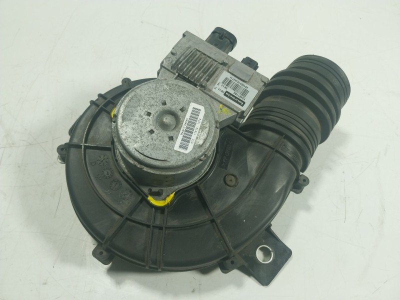 Recambio de motor calefaccion para smart forfour ev eq 17.6 kwh referencia OEM IAM  1249119X 