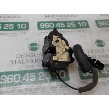 CERRADURA PUERTA TRASERA DERECHA 825020002R 