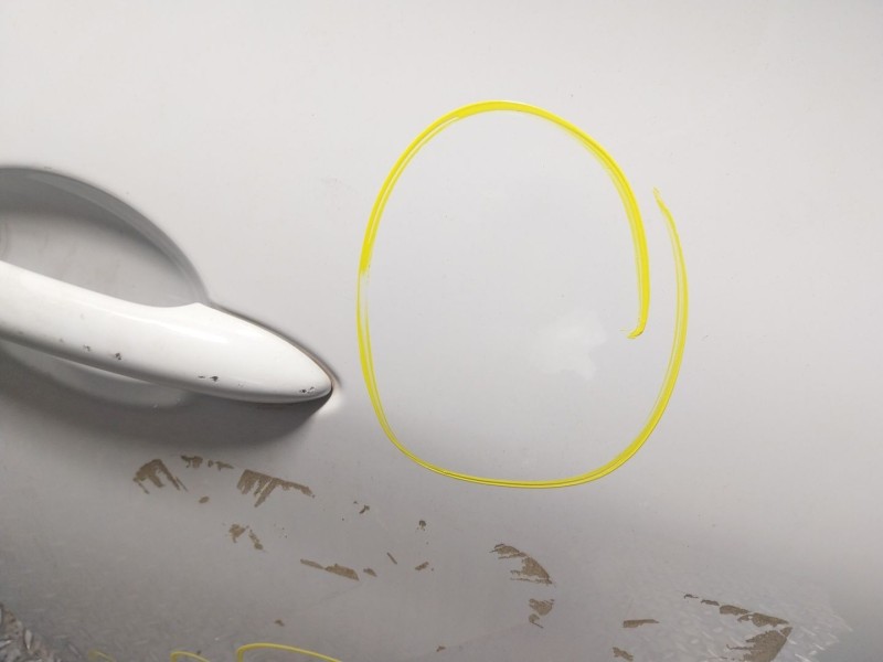 Recambio de puerta delantera derecha para renault zoe 68 kw referencia OEM IAM   