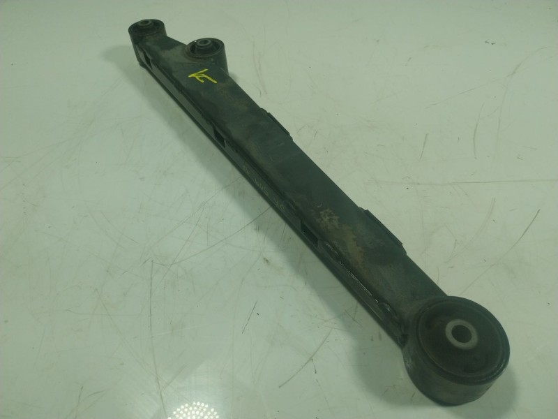 Recambio de brazo suspension inferior trasero derecho para citroën c-zero seduction referencia OEM IAM   