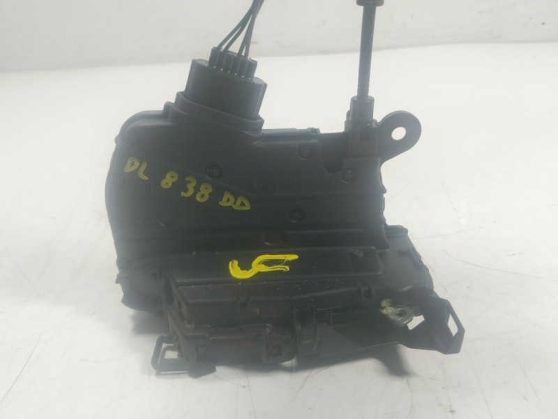 Recambio de cerradura puerta delantera derecha para smart forfour ev eq 17.6 kwh referencia OEM IAM  A4537206501 