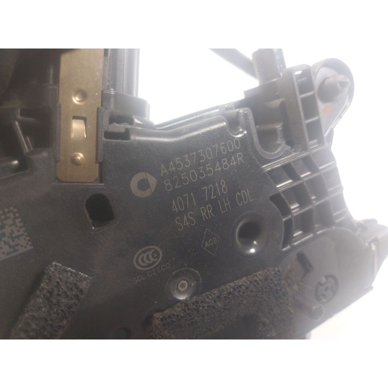 Recambio de cerradura puerta trasera izquierda para smart forfour ev eq 17.6 kwh referencia OEM IAM  A4537307600 