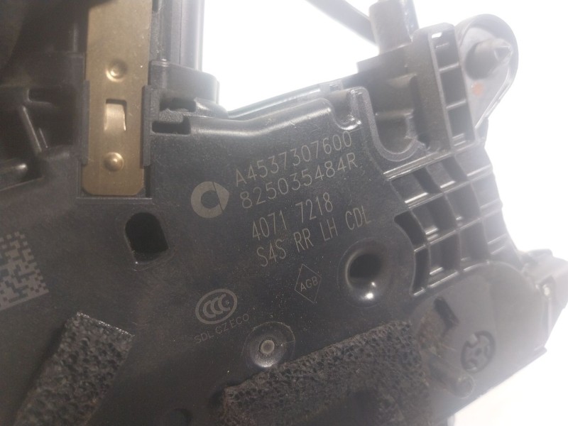 Recambio de cerradura puerta trasera izquierda para smart forfour ev eq 17.6 kwh referencia OEM IAM  A4537307600 