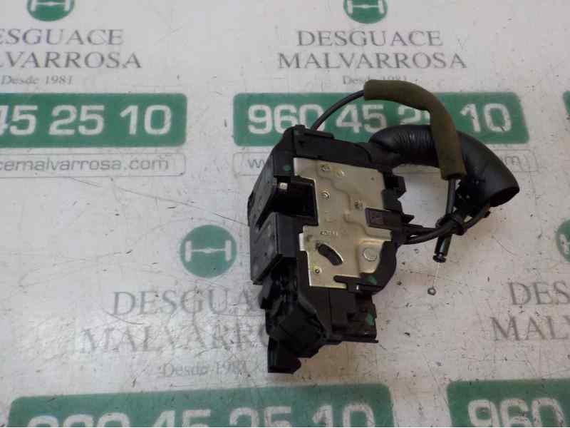 Recambio de cerradura puerta trasera izquierda para renault megane iii berlina 5 p authentique referencia OEM IAM 825030002R  