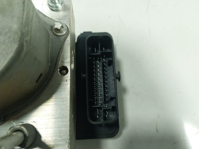 Recambio de abs para renault zoe 68 kw referencia OEM IAM  4766909474R 