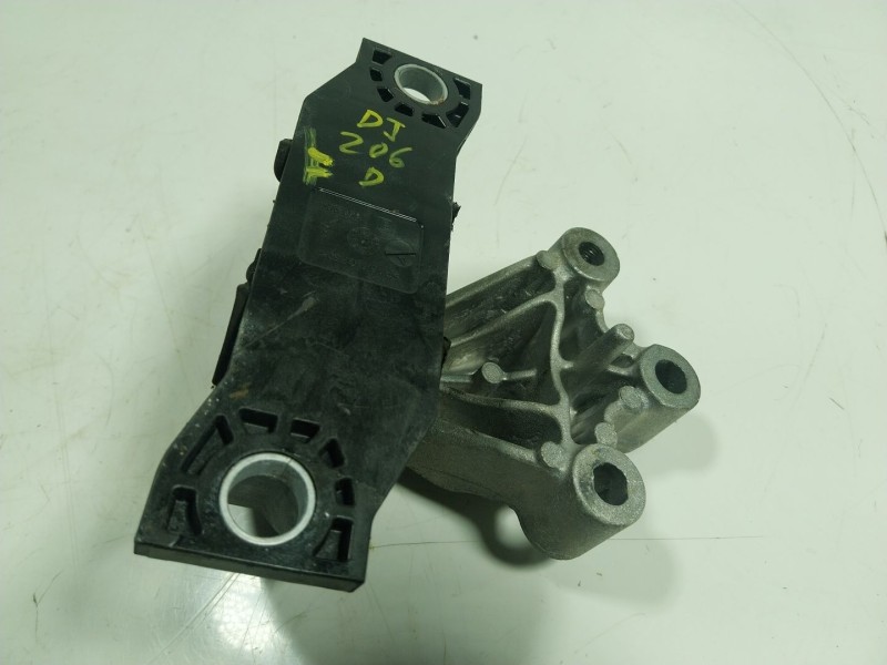 Recambio de soporte motor derecho para renault zoe 68 kw referencia OEM IAM  112106577R 