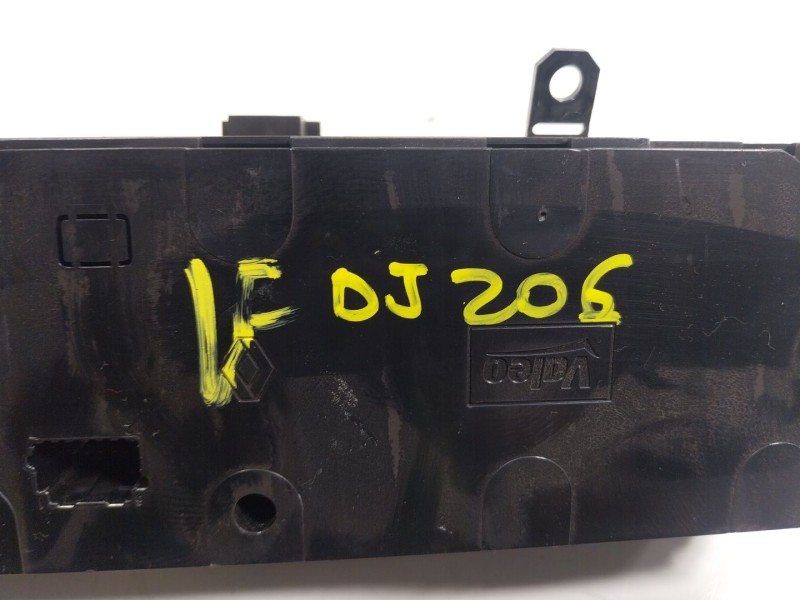 Recambio de mando calefaccion / aire acondicionado para renault zoe 68 kw referencia OEM IAM  275107386R 