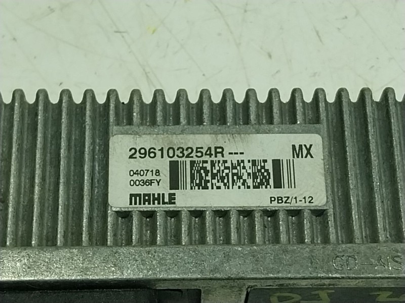 Recambio de caja precalentamiento para renault zoe 68 kw referencia OEM IAM  296103254R 