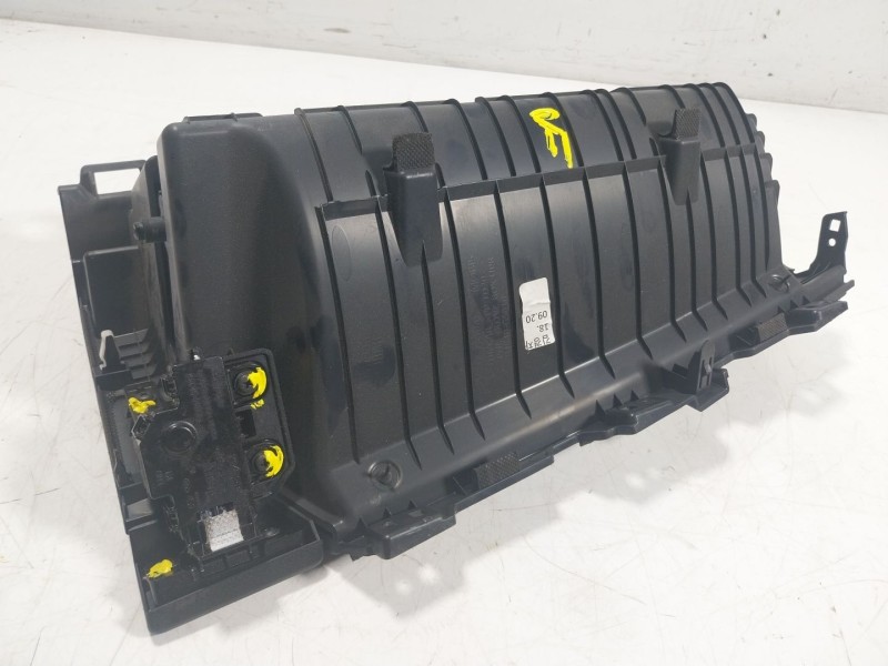 Recambio de guantera para kia niro concept referencia OEM IAM   