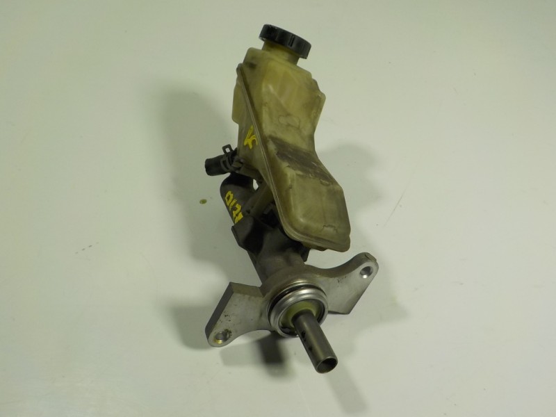 Recambio de bomba freno para toyota corolla (e12) 2.0 turbodiesel cat referencia OEM IAM   