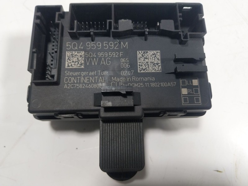 Recambio de modulo electronico para seat leon (5f1) fr referencia OEM IAM 5Q4959592M 5Q4959592 