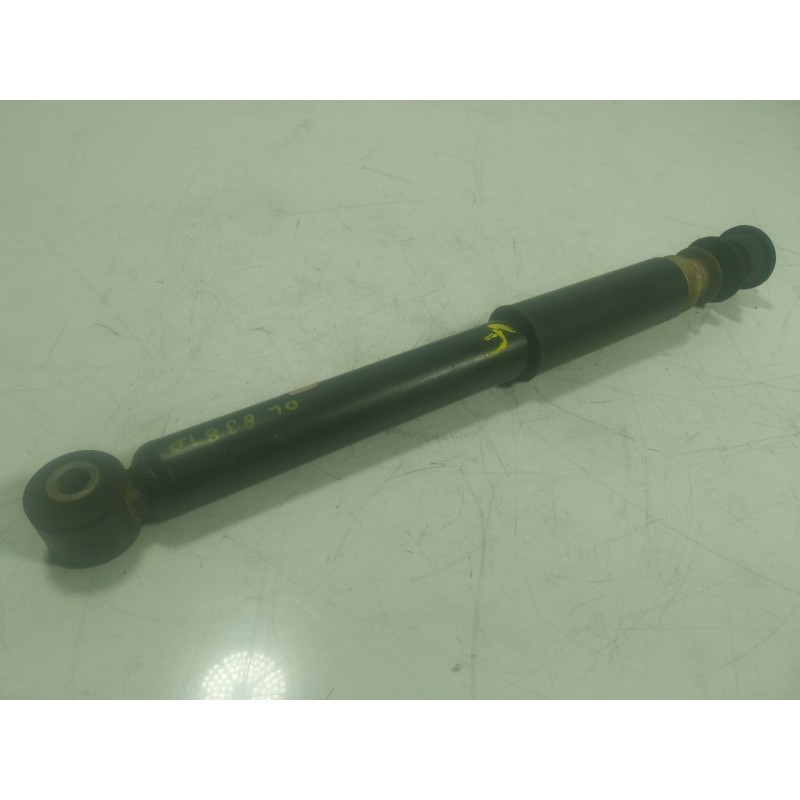 Recambio de amortiguador trasero derecho para smart forfour ev eq 17.6 kwh referencia OEM IAM  A4533260400 