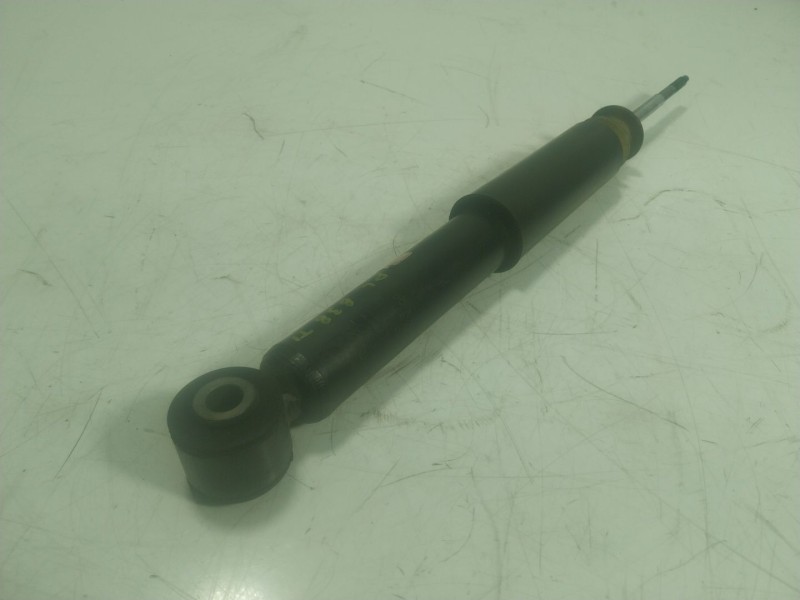 Recambio de amortiguador trasero izquierdo para smart forfour ev eq 17.6 kwh referencia OEM IAM  A4533260400 