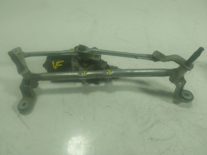 Recambio de motor limpia delantero para smart forfour ev eq 17.6 kwh referencia OEM IAM  A4538200040 