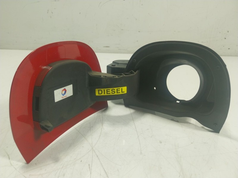 Recambio de tapa combustible para citroën c4 cactus 1.6 bluehdi 100 referencia OEM IAM  9801501380 
