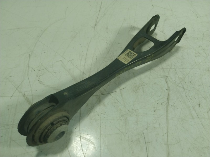 Recambio de brazo suspension inferior trasero derecho para bmw i3 (i01) 125 kw referencia OEM IAM  6852270 