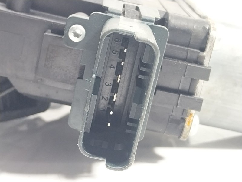 Recambio de elevalunas delantero derecho para renault megane iv berlina 5p 1.3 tce referencia OEM IAM 807206746R 807206746R 