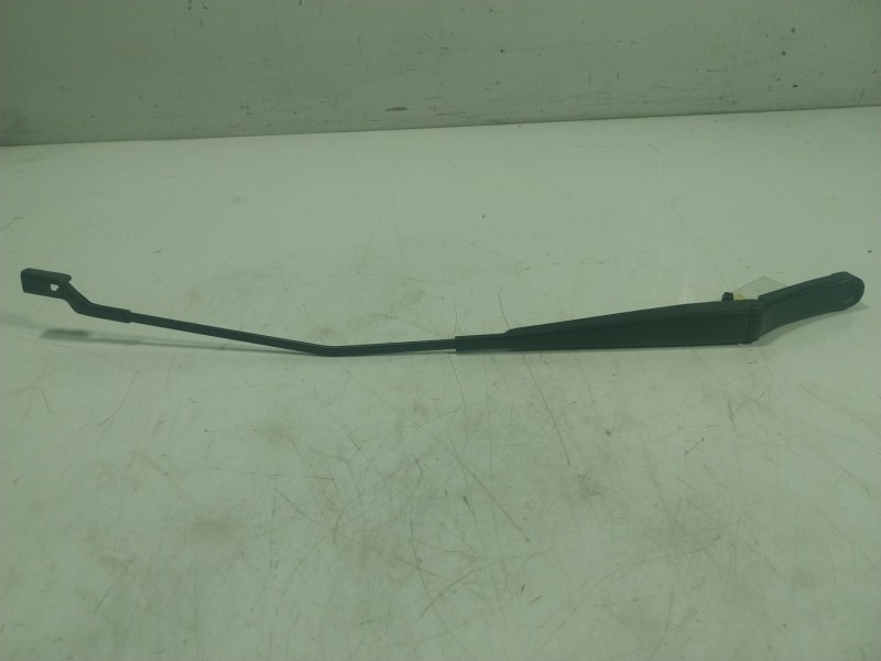 Recambio de brazo limpia delantero derecho para seat ateca (kh7) fr go referencia OEM IAM 576955410B03C  