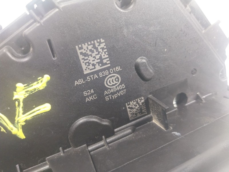 Recambio de cerradura puerta trasera derecha para seat ateca (kh7) fr go referencia OEM IAM 5TA839016L 5TA839016L 